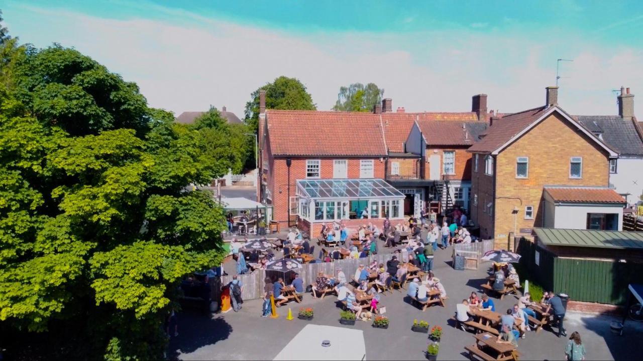 The George Hotel, Dereham Bagian luar foto